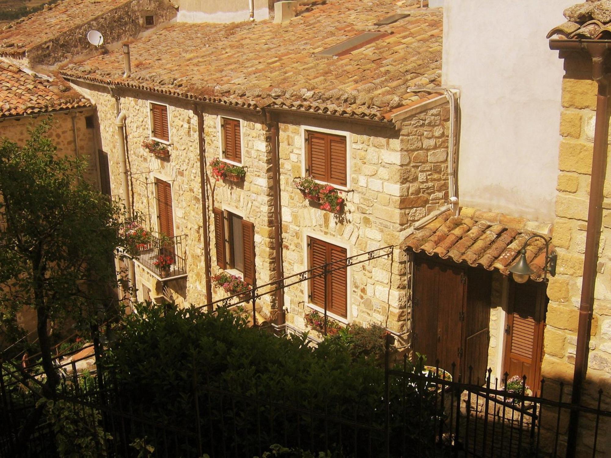 Il Castello Panzió Petralia Sottana Kültér fotó